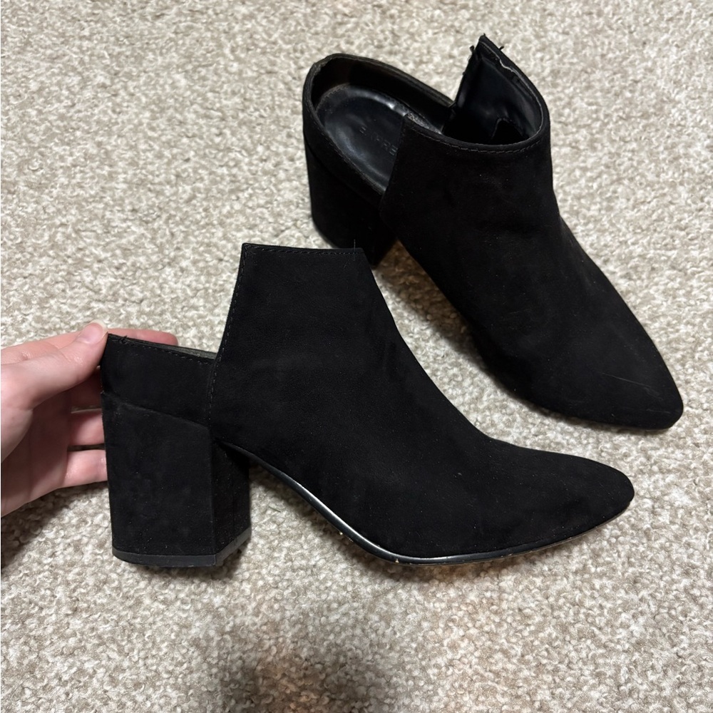 Black suede heels